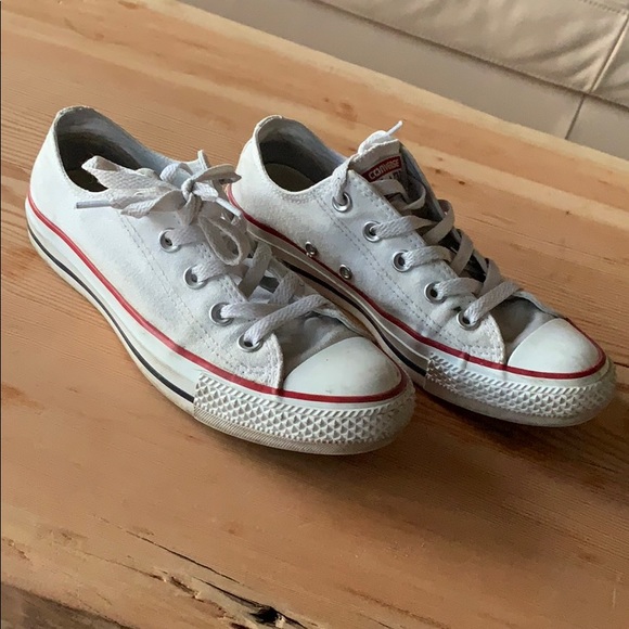 Converse Shoes - white low top converse